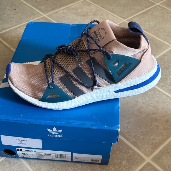 adidas Pink Knit Sneakers with Blue Accents - Picture 6 of 9